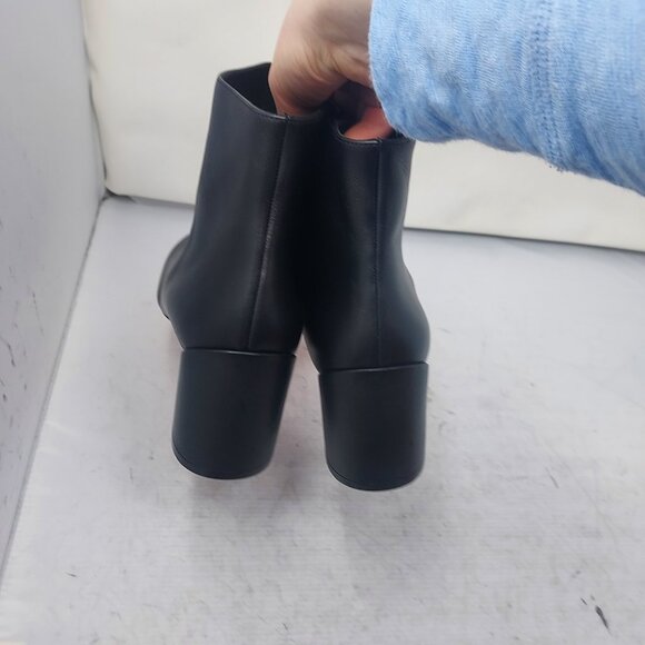 Christian Louboutin Black Turela Leather Ankle Boot - Picture 12 of 14